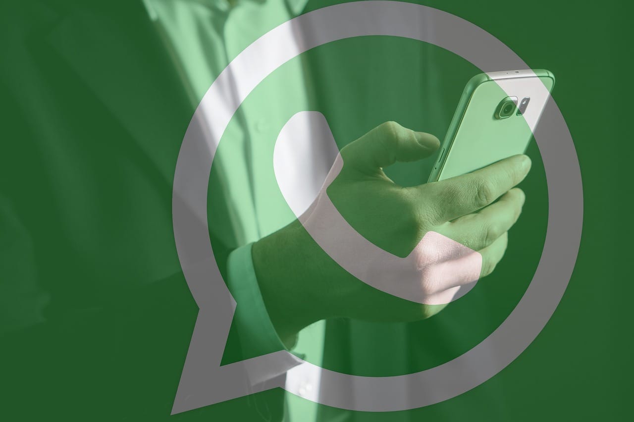 fm whatsapp terbaru
